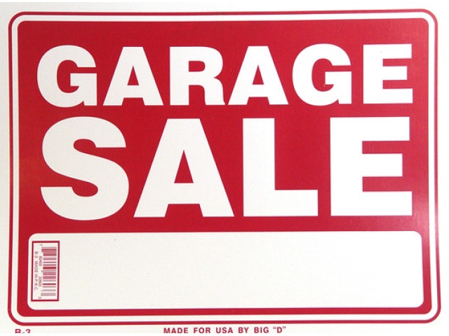Sign \'Garage Sale\' 16x12