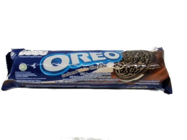 Oreo Cookies Dark & White Chocolate 119.6g.