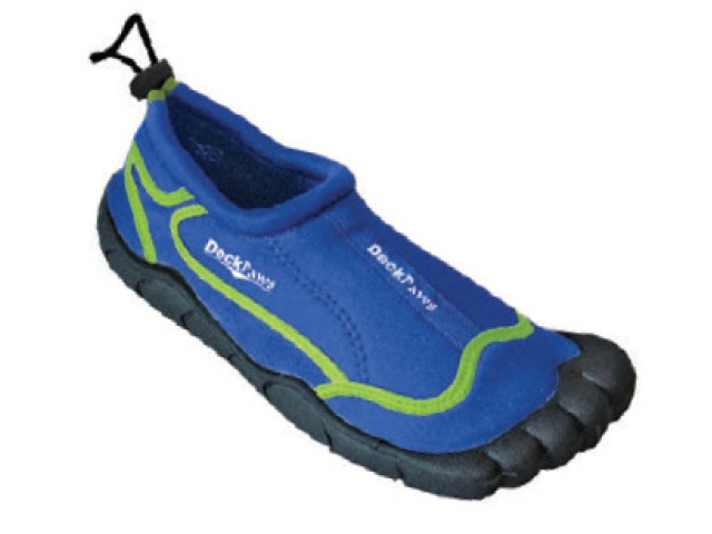 Youth Footloose Watershoes size 6