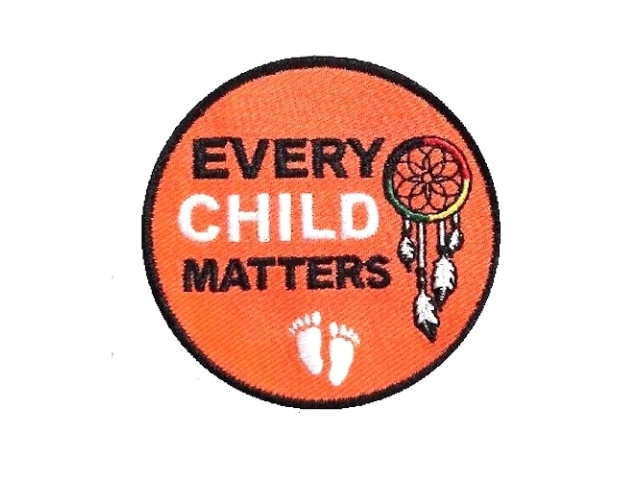 round patch Every child matters